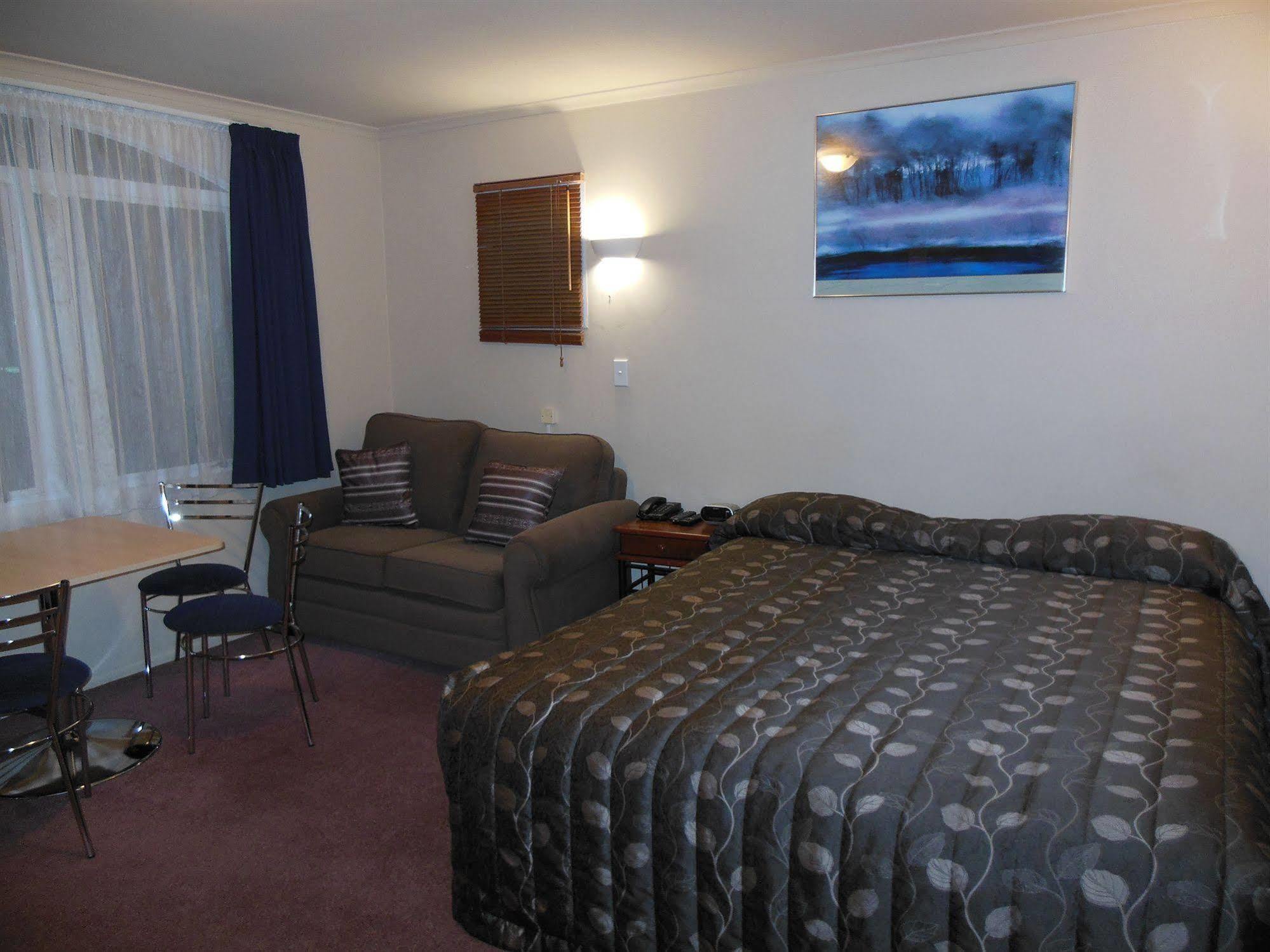 Asure Camelot Arms Motor Lodge Оукланд Екстериор снимка